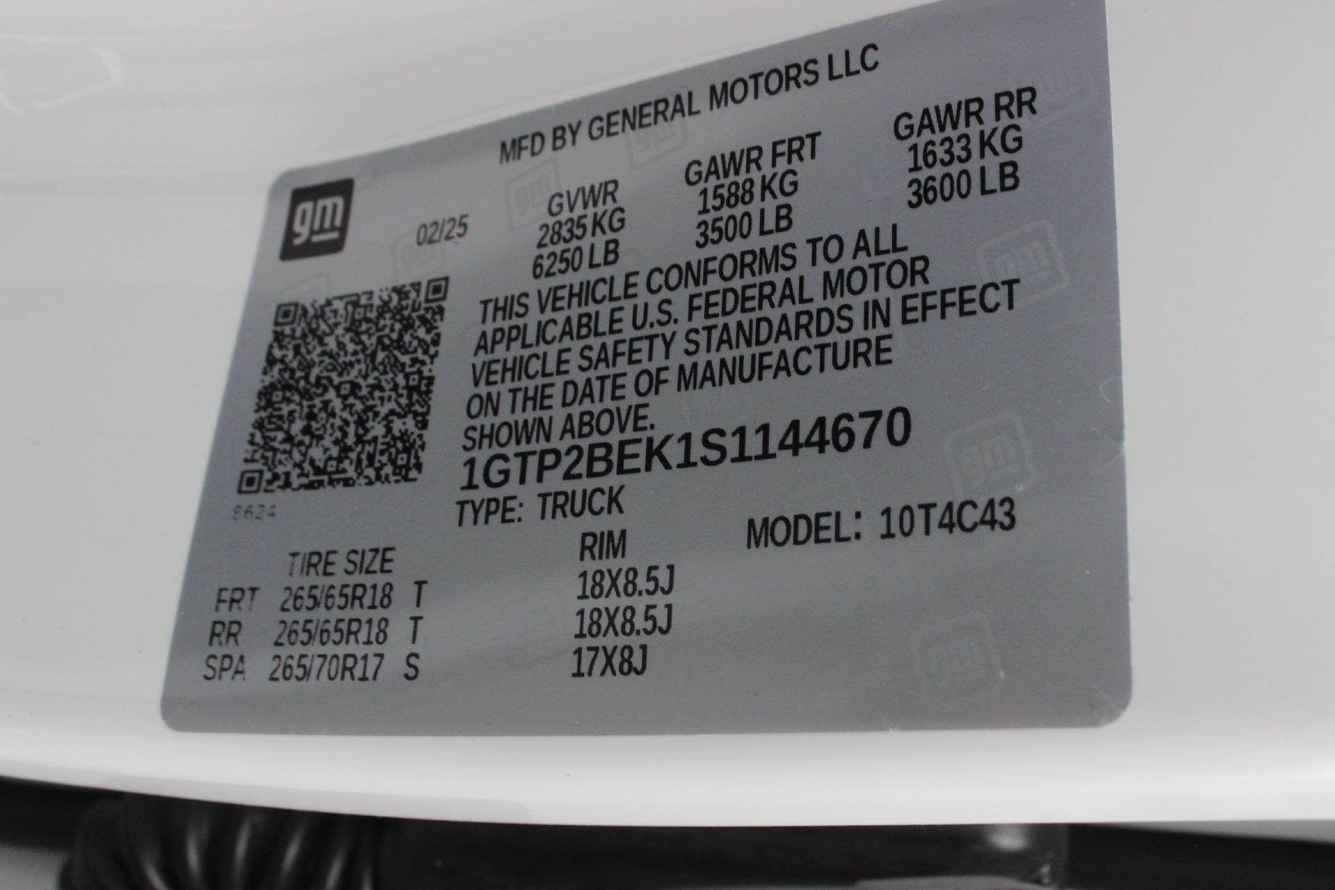 2025 GMC Canyon Vehicle Photo in AURORA, CO 80012-4011