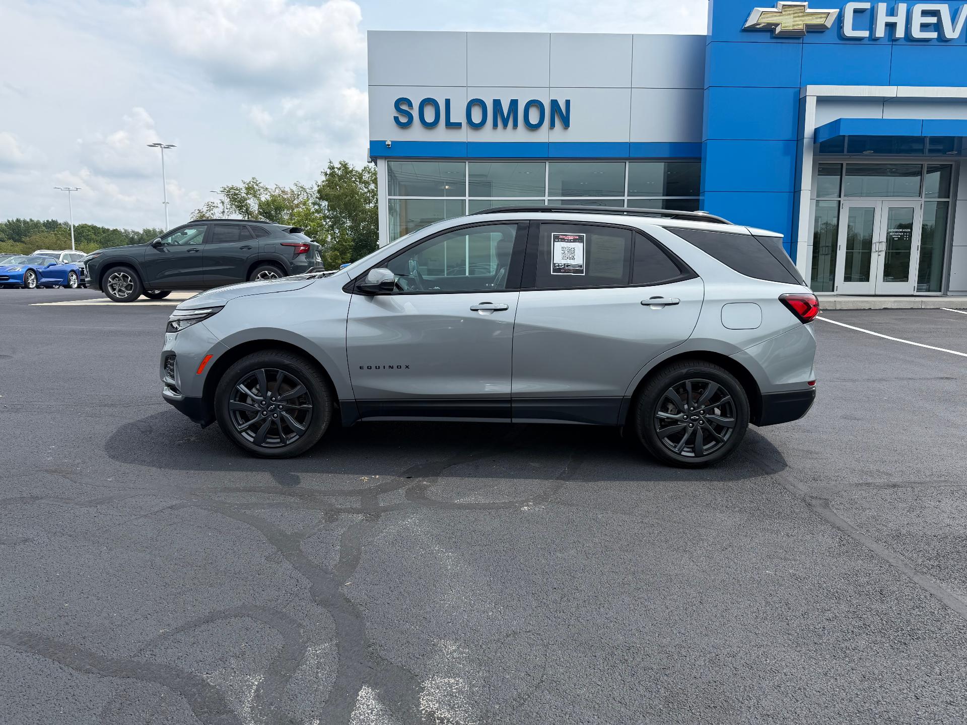 2023 Chevrolet Equinox RS - 2