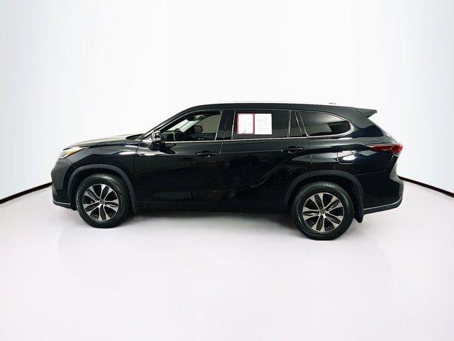 2022 Toyota Highlander Vehicle Photo in Flemington, NJ 08822