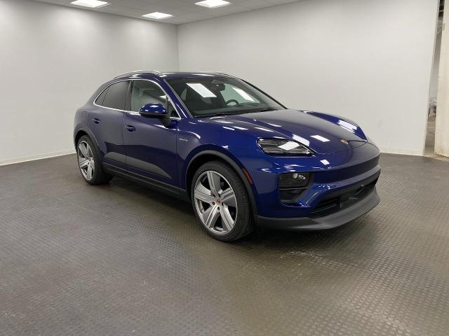2024 Porsche Macan Vehicle Photo in Appleton, WI 54913