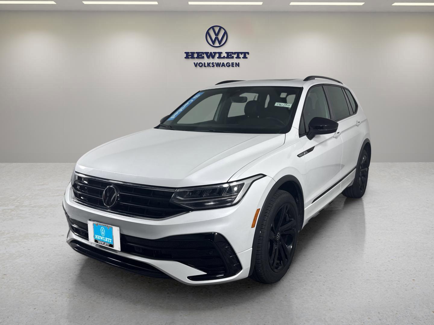 2024 Volkswagen Tiguan Vehicle Photo in Georgetown, TX 78626