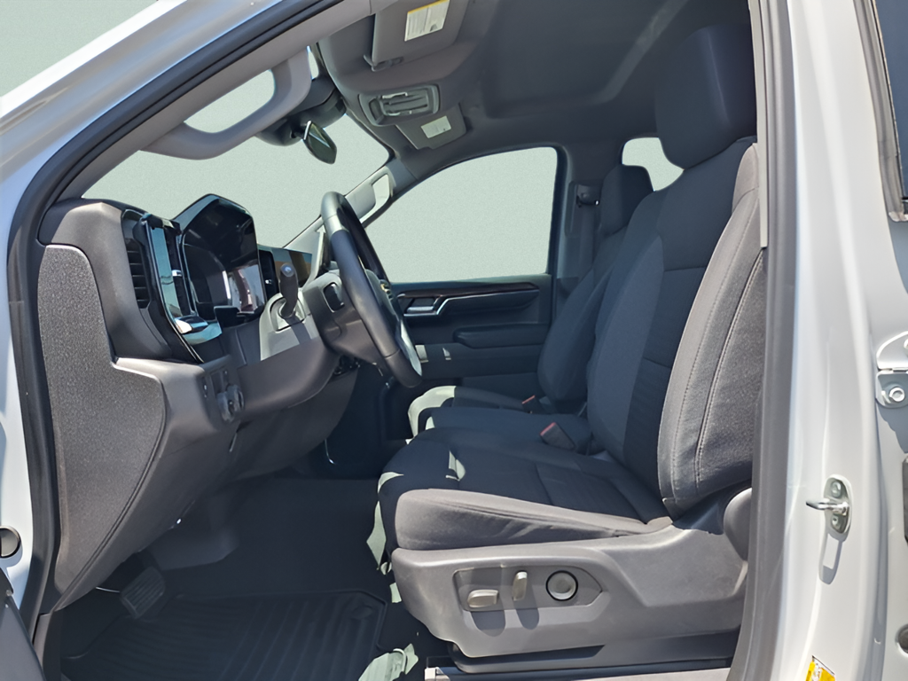 2024 Chevrolet Silverado 1500 photo 11 of 30