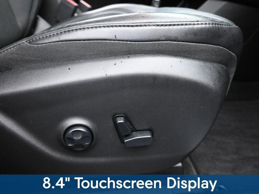 2020 Jeep Cherokee Vehicle Photo in Cedar Rapids, IA 52402