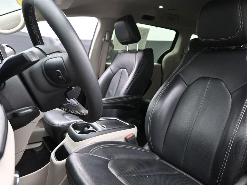 2022 Chrysler Pacifica Vehicle Photo in Cedar Rapids, IA 52402