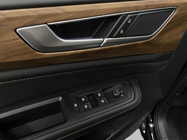 2026 Volkswagen Atlas Vehicle Photo in Appleton, WI 54913