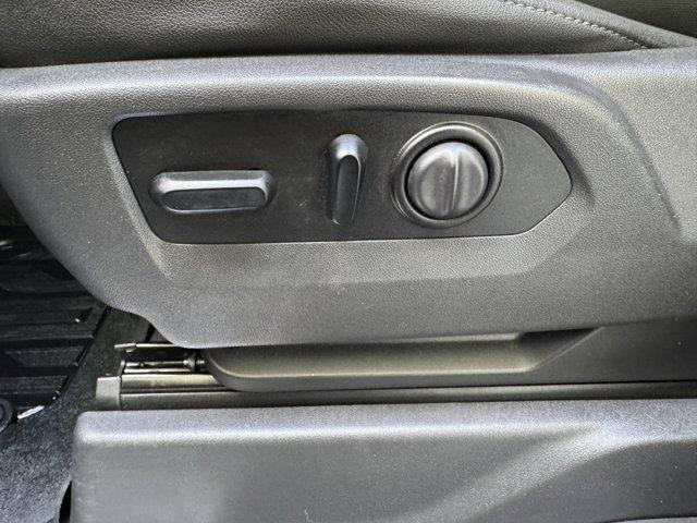 2021 GMC Sierra 1500 Vehicle Photo in LEOMINSTER, MA 01453-2952