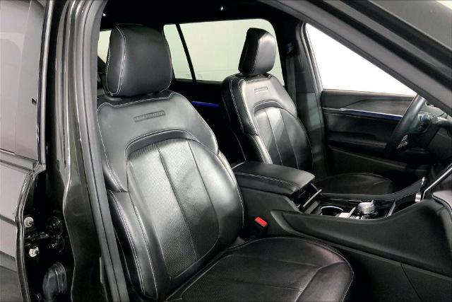 2022 Jeep Grand Cherokee L Vehicle Photo in Kansas City, MO 64114