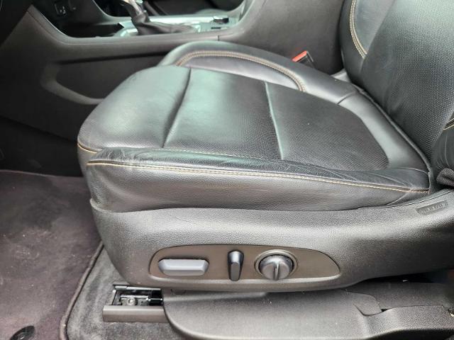 2021 Chevrolet Traverse Vehicle Photo in DENTON, TX 76210-9321