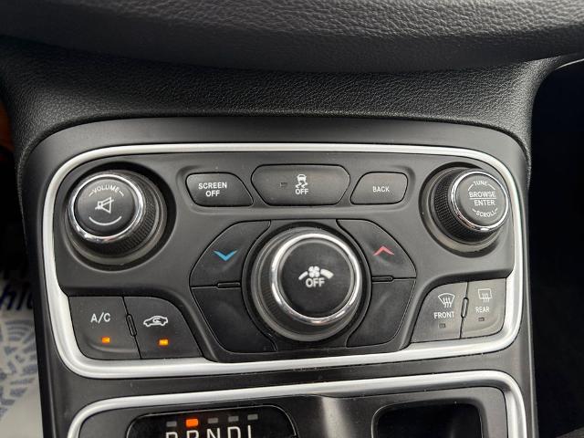 2015 Chrysler 200 Vehicle Photo in Statesboro, GA 30458