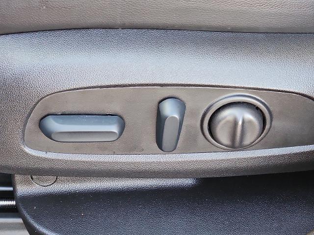 2023 GMC Acadia Vehicle Photo in TREVOSE, PA 19053-4984