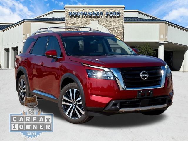 2024 Nissan Pathfinder Vehicle Photo in Weatherford, TX 76087