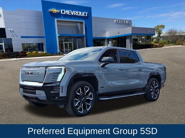 2025 GMC Sierra EV Vehicle Photo in DANBURY, CT 06810-5034
