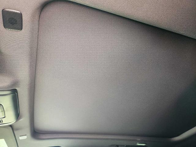 2024 Chevrolet Suburban Vehicle Photo in DENTON, TX 76210-9321