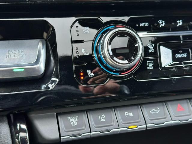 2025 GMC Sierra 2500 HD Vehicle Photo in COLUMBIA, MO 65203-3903