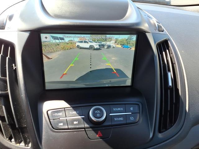 2019 Ford Escape photo 14 of 21