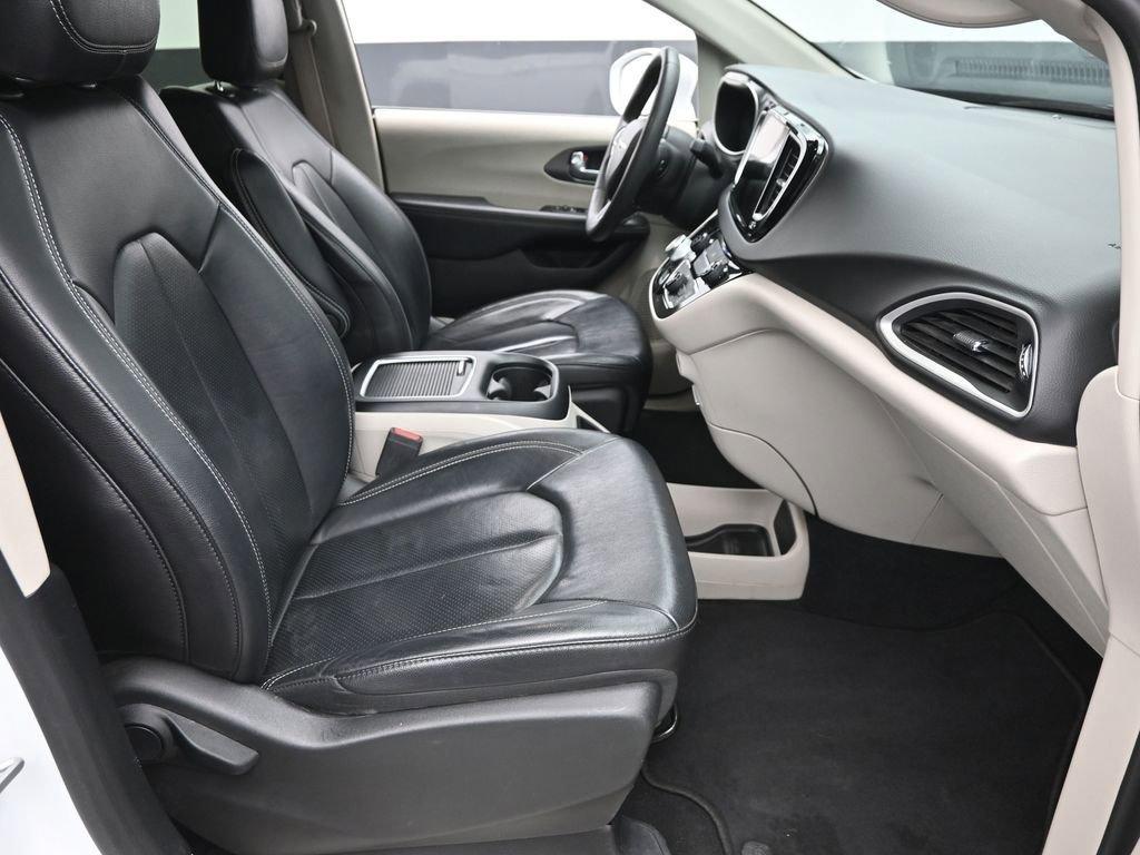 2022 Chrysler Pacifica Vehicle Photo in Cedar Rapids, IA 52402