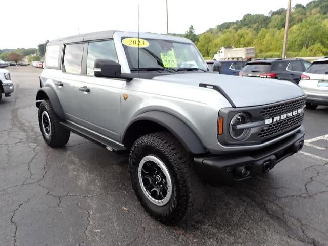 2023 Ford Bronco Vehicle Photo in ZELIENOPLE, PA 16063-2910