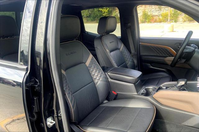 2023 GMC Canyon Vehicle Photo in KANSAS CITY, MO 64114-4545