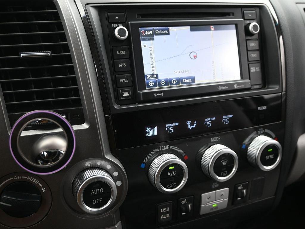 2017 Toyota Sequoia Vehicle Photo in Cedar Rapids, IA 52402