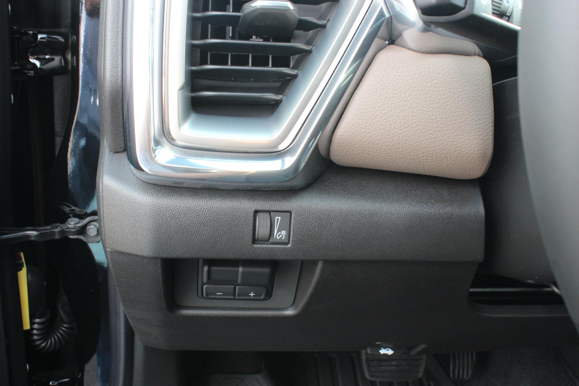 2025 GMC Canyon Vehicle Photo in AURORA, CO 80012-4011