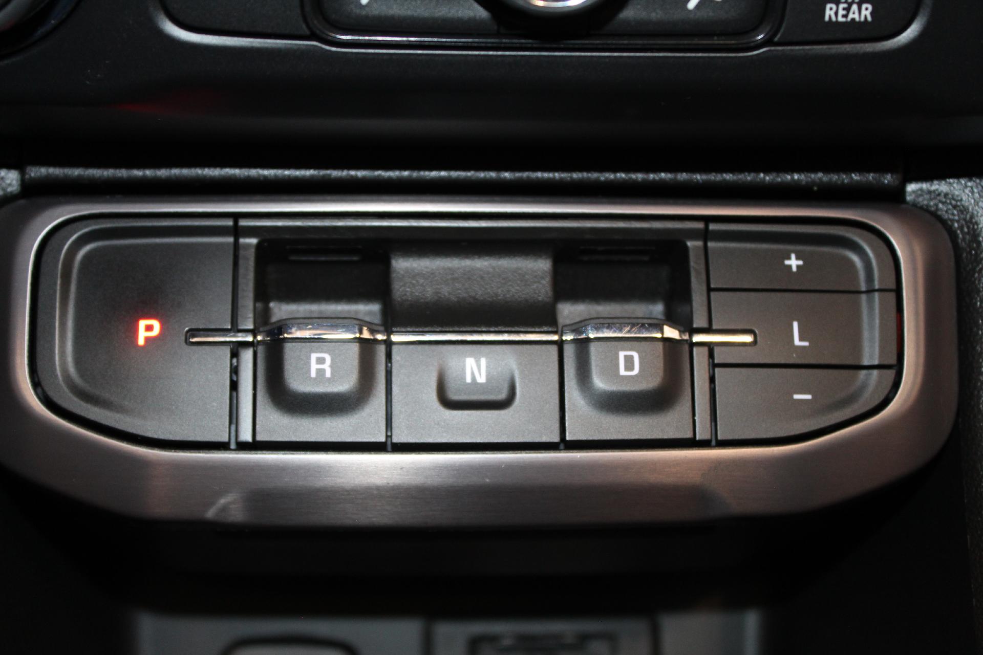 2022 GMC Acadia Vehicle Photo in NORTHAMPTON, MA 01060-1120