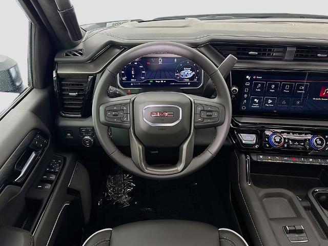 2025 GMC Sierra 2500 HD Vehicle Photo in PUYALLUP, WA 98371-4149