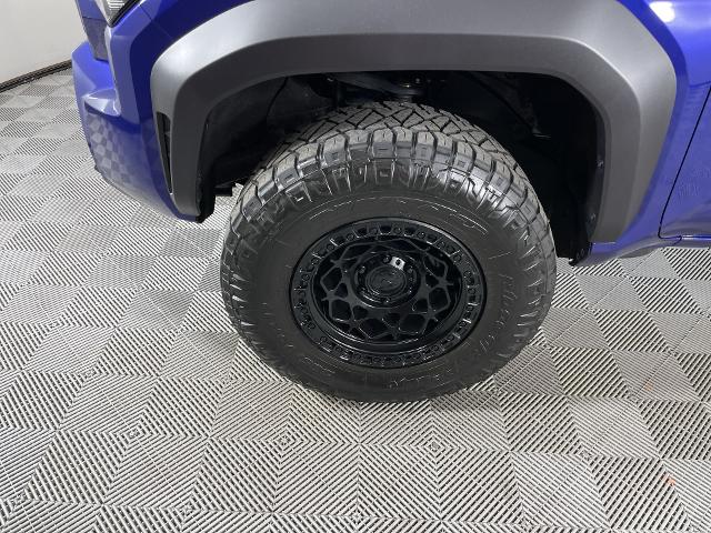 2025 Toyota Tacoma 4WD Vehicle Photo in GILBERT, AZ 85297-0402