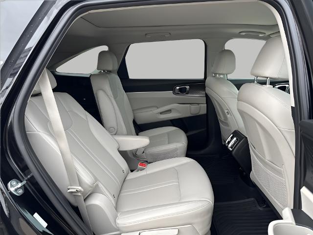 2021 Kia Sorento Hybrid Vehicle Photo in MANITOWOC, WI 54220-5838