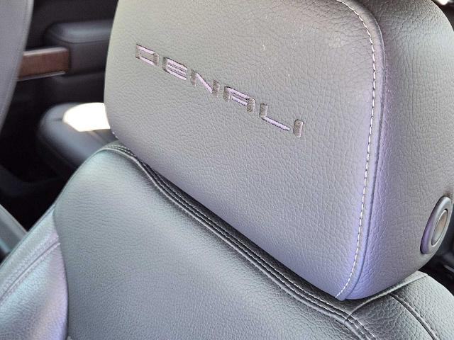 2021 GMC Sierra 1500 Vehicle Photo in DENTON, TX 76210-9321
