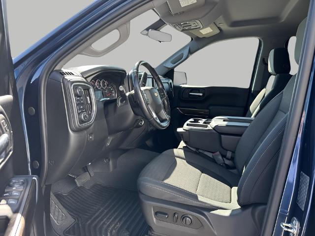 2019 Chevrolet Silverado 1500 Vehicle Photo in MANITOWOC, WI 54220-5838