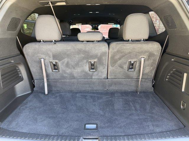 2025 GMC Acadia Vehicle Photo in LEOMINSTER, MA 01453-2952