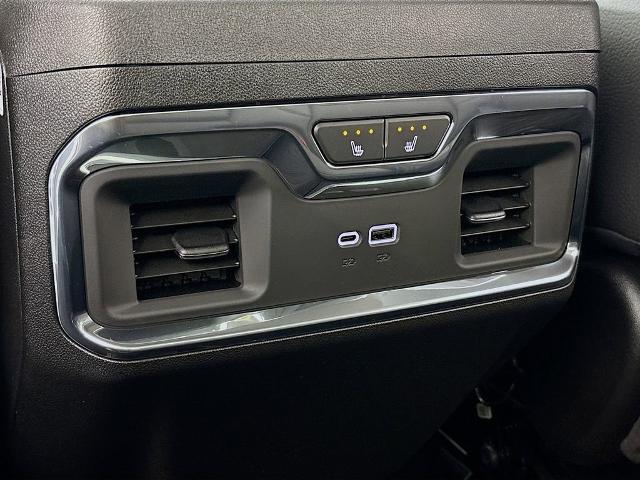 2025 GMC Sierra 3500 HD Vehicle Photo in PUYALLUP, WA 98371-4149