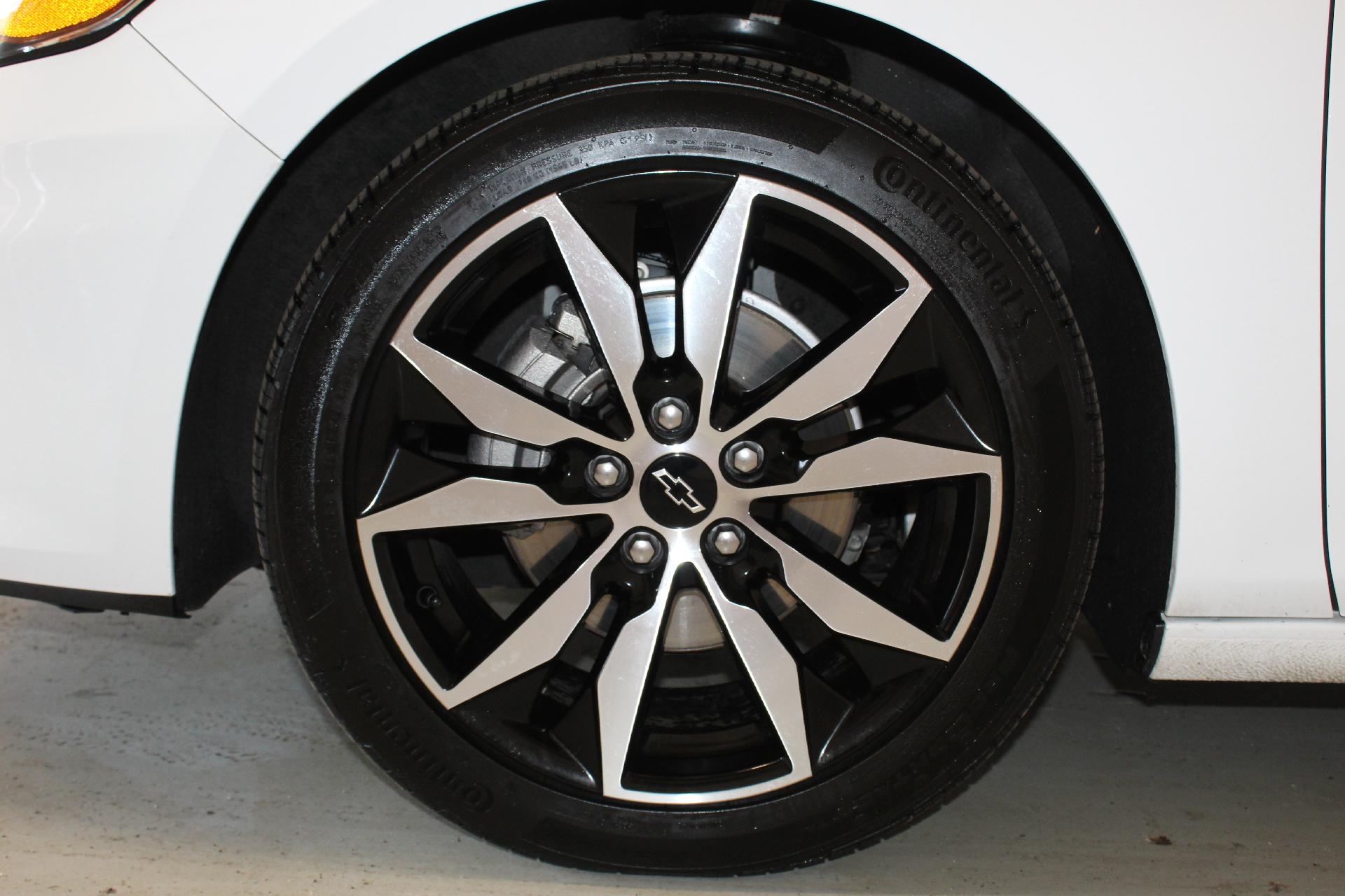 2025 Chevrolet Malibu Vehicle Photo in NORTHAMPTON, MA 01060-1120