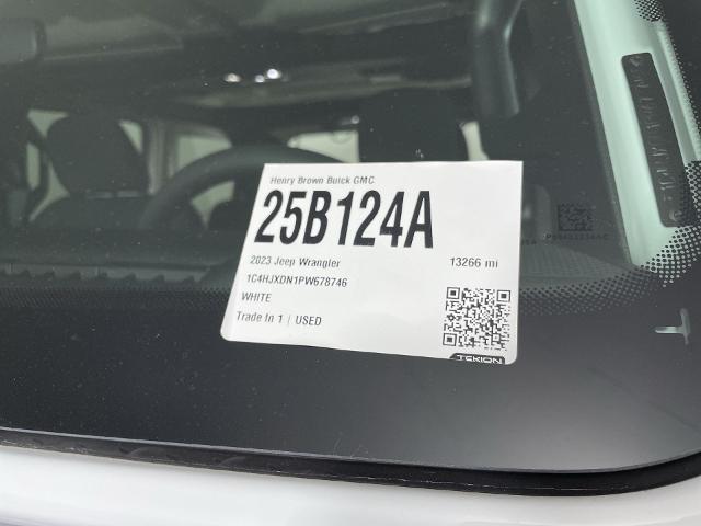 2023 Jeep Wrangler Vehicle Photo in GILBERT, AZ 85297-0402