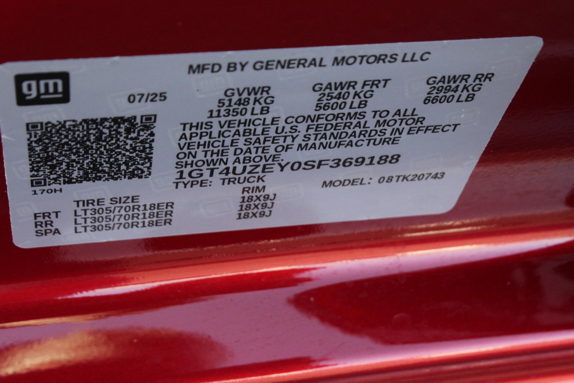 2025 GMC Sierra 2500 HD Vehicle Photo in AURORA, CO 80012-4011