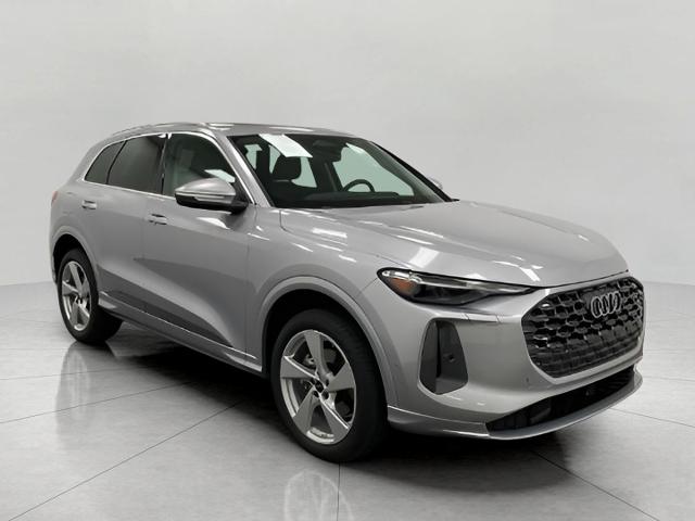 2025 Audi Q5 Vehicle Photo in Neenah, WI 54956