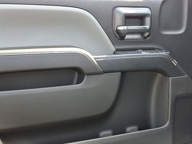 2024 Chevrolet Silverado 5500 HD Vehicle Photo in DANBURY, CT 06810-5034