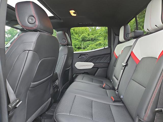 2024 GMC Canyon Vehicle Photo in TREVOSE, PA 19053-4984