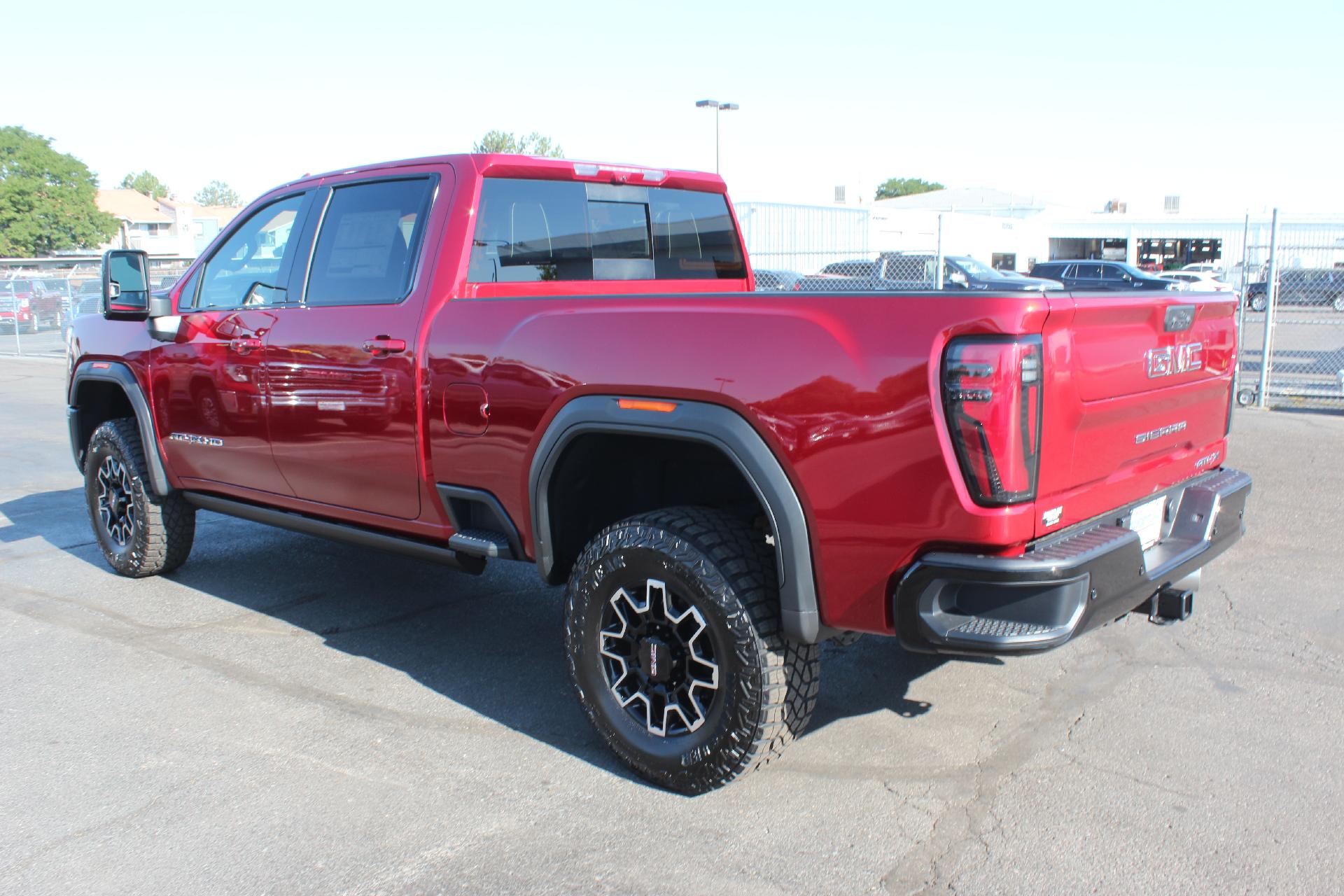 2025 GMC Sierra 2500 HD Vehicle Photo in AURORA, CO 80012-4011