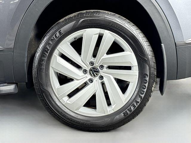 2023 Volkswagen Atlas Cross Sport Vehicle Photo in Puyallup, WA 98371