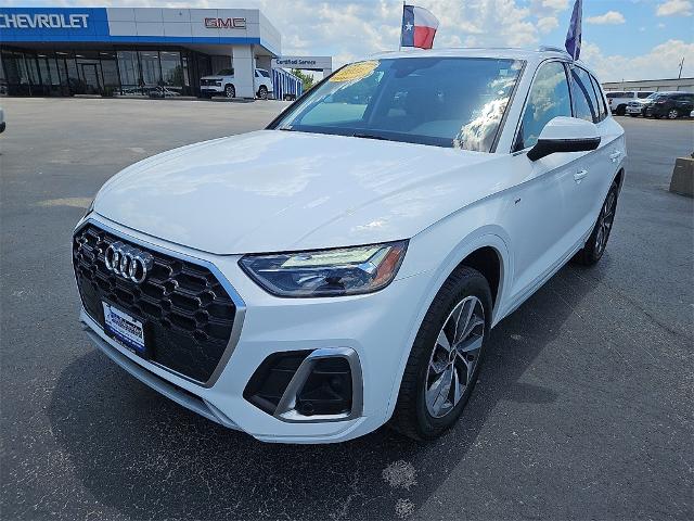 2022 Audi Q5 Vehicle Photo in EASTLAND, TX 76448-3020