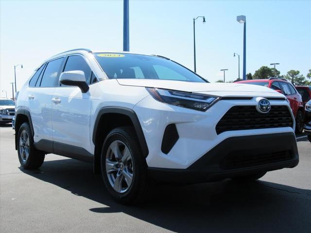 2024 Toyota RAV4 Vehicle Photo in LEESBURG, FL 34788-4022
