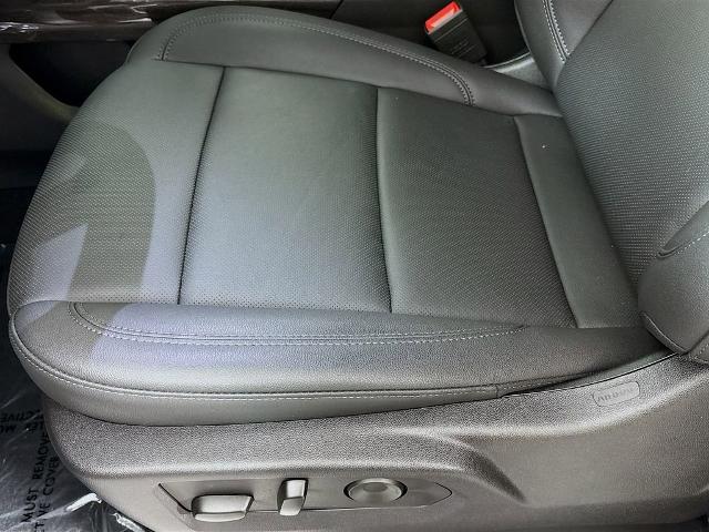 2025 Chevrolet Silverado 1500 Vehicle Photo in PUYALLUP, WA 98371-4149