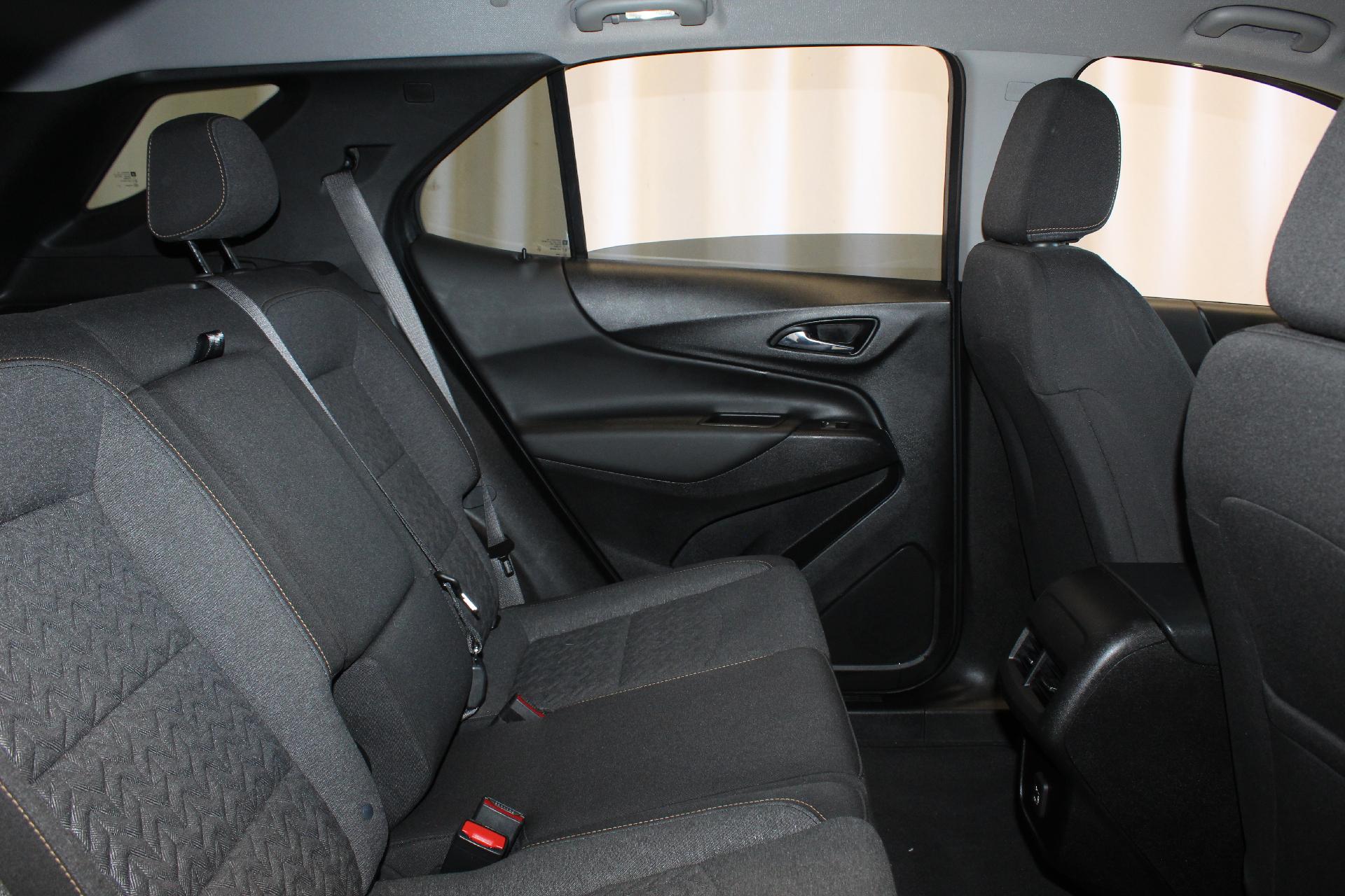 2022 Chevrolet Equinox Vehicle Photo in NORTHAMPTON, MA 01060-1120