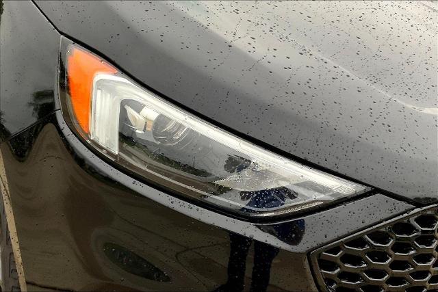 2024 Ford Edge Vehicle Photo in TOPEKA, KS 66609-0000