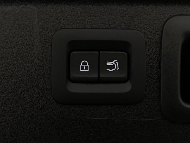 2025 Mazda CX-50 Vehicle Photo in Appleton, WI 54913