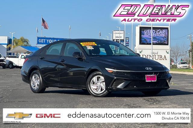 2024 Hyundai ELANTRA Vehicle Photo in DINUBA, CA 93618-9116