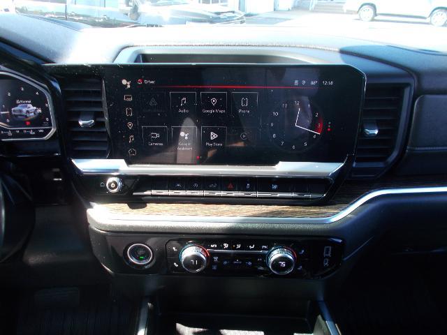 2022 GMC Sierra 1500 Vehicle Photo in LOWELL, MA 01852-4336