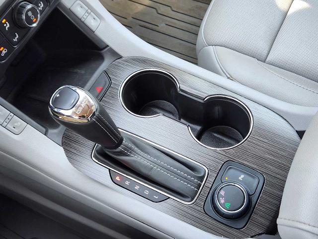 2017 GMC Acadia Vehicle Photo in DENTON, TX 76210-9321