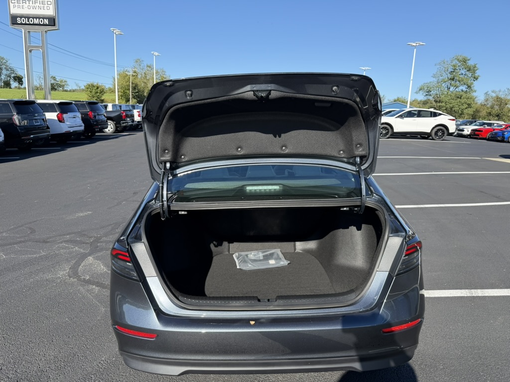 2025 Honda Accord Sedan SE - 11